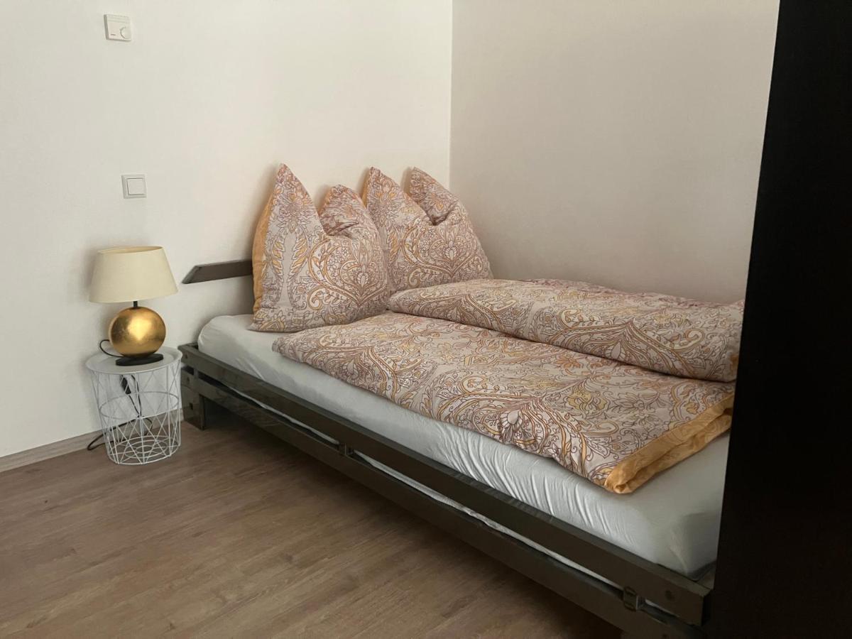 Helle & Ruhige Wohnung In Neu-Ulm Dış mekan fotoğraf